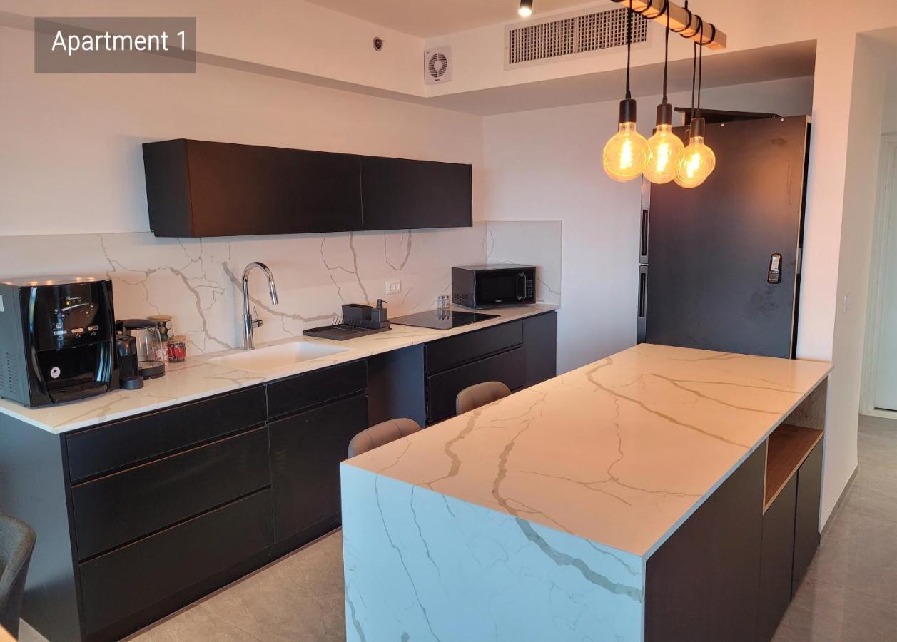 Yalarent C Kinneret Hotel Apartments Migdal Eksteriør billede