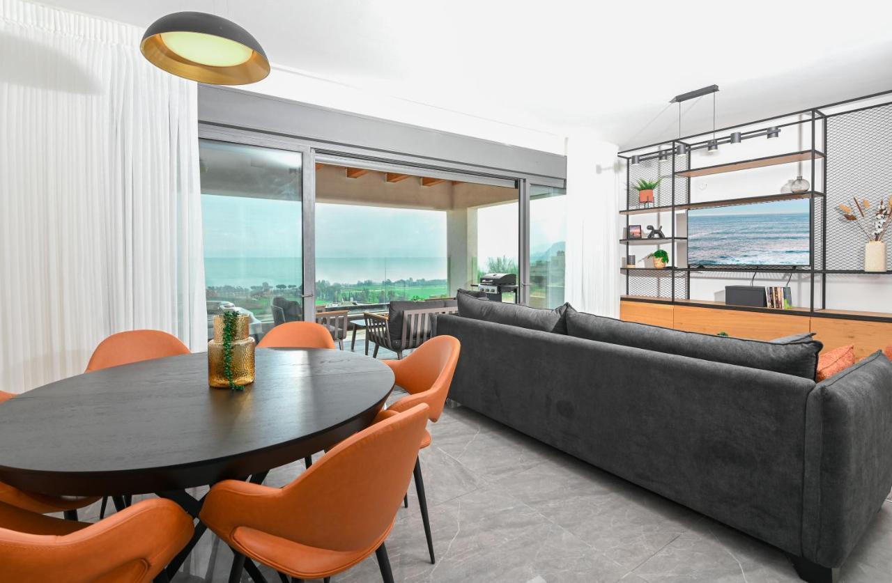 Yalarent C Kinneret Hotel Apartments Migdal Eksteriør billede