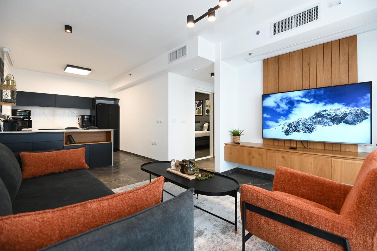 Yalarent C Kinneret Hotel Apartments Migdal Eksteriør billede
