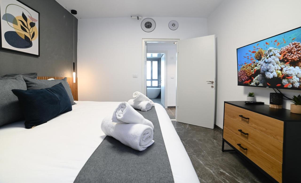Yalarent C Kinneret Hotel Apartments Migdal Eksteriør billede