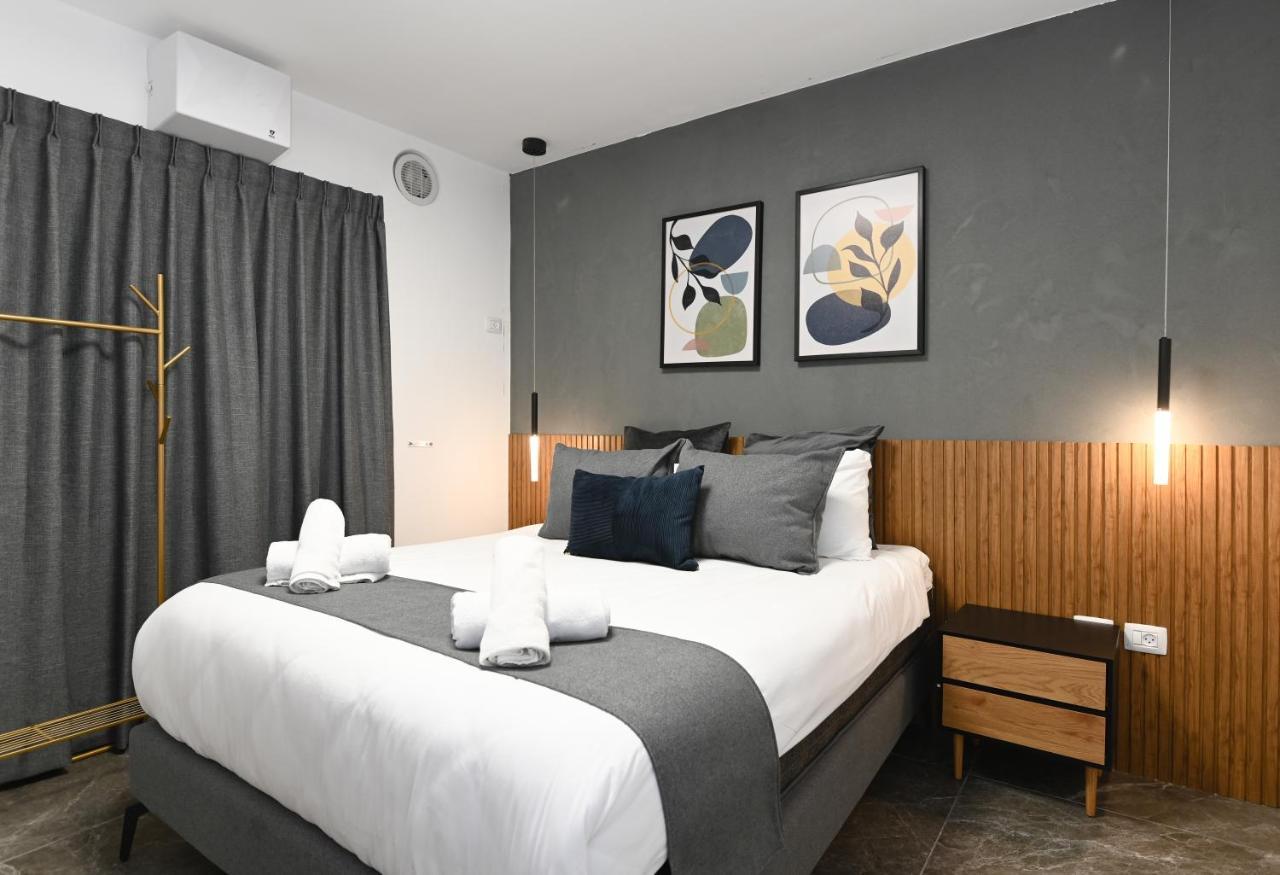 Yalarent C Kinneret Hotel Apartments Migdal Eksteriør billede