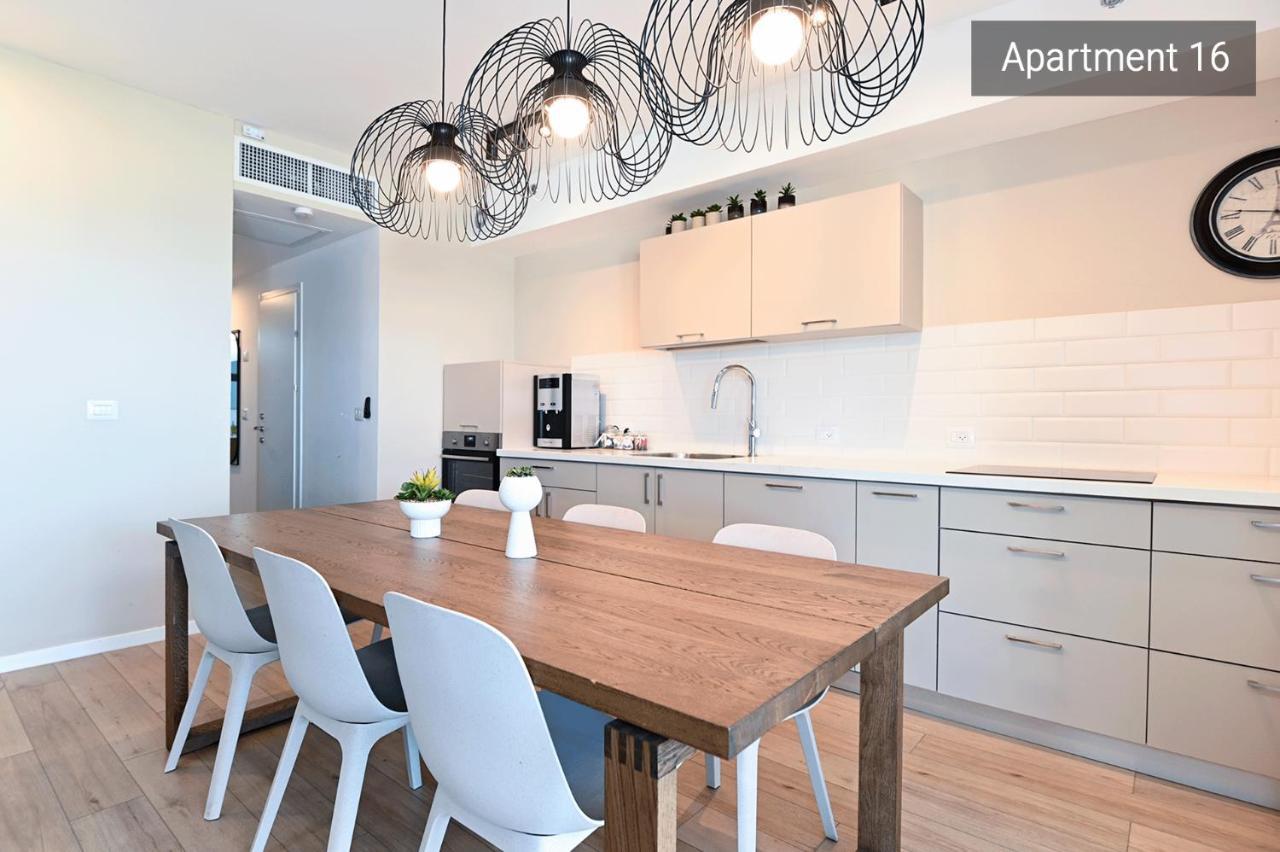 Yalarent C Kinneret Hotel Apartments Migdal Eksteriør billede